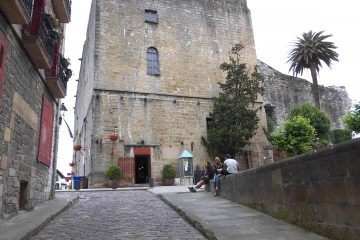 Casco Histórico.Carlos V.Plaza de Armas.Hondarribia-Fuenterrabía